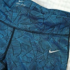 Nike LikeNew crop DriFit leggings